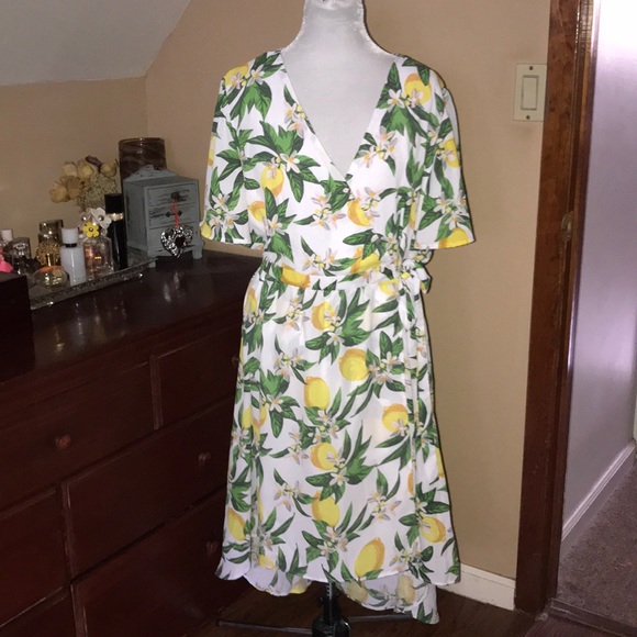 Fresh Lemon 🍋 Faux Wrap Dress - Picture 1 of 8